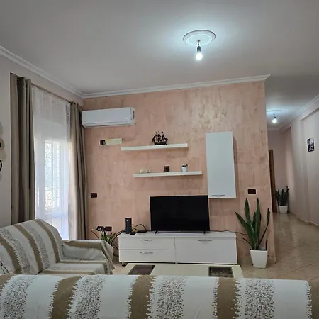 Lungomare Seaside 2 Bedroom * Wlora