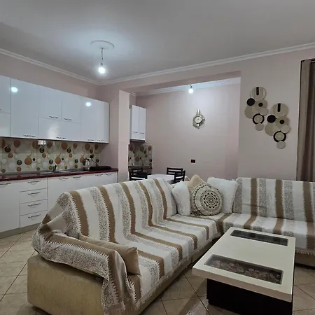 Lungomare Seaside 2 Bedroom * Wlora